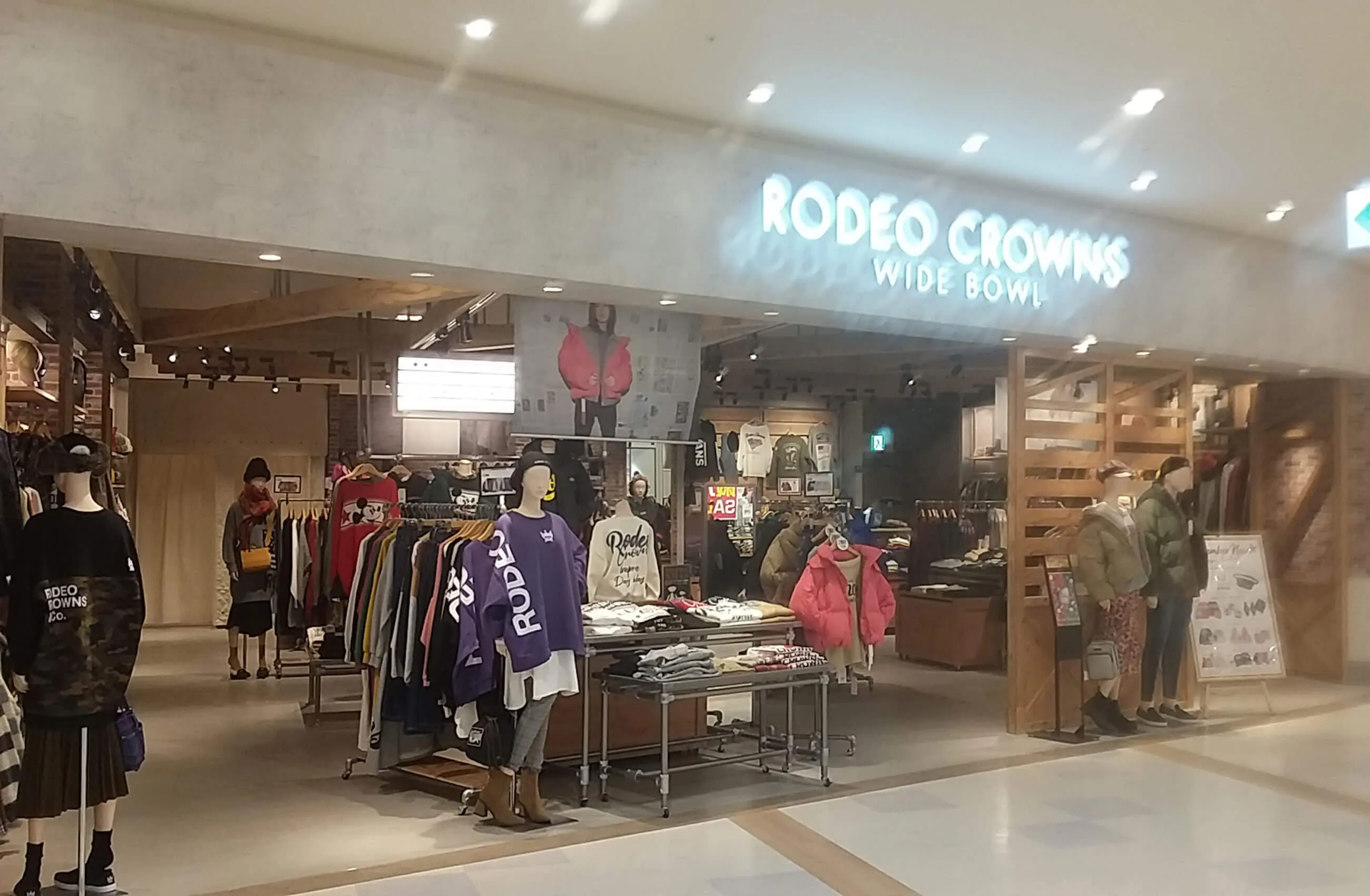 RODEO CROWNS WIDE BOWLインタビュー