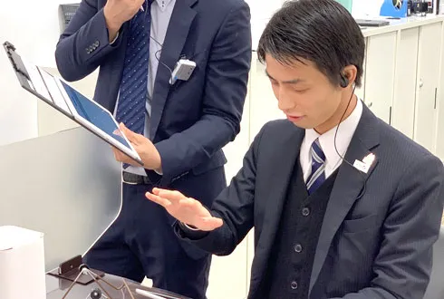 ソフトバンク・ワイモバイルファボーレのスタッフ